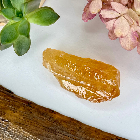 Calcite // Honey // Chunk