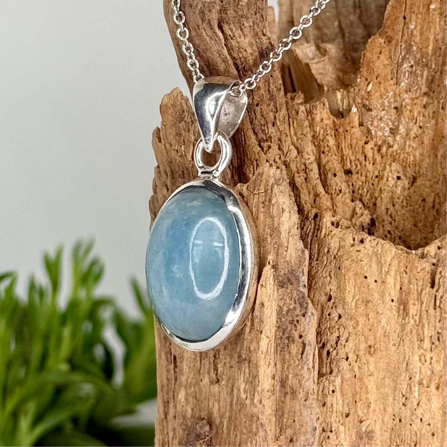 Aquamarine // Pendants