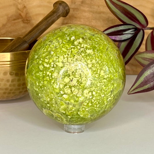 Opal // Green // Free Form