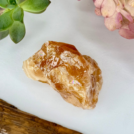 Calcite // Honey // Chunk