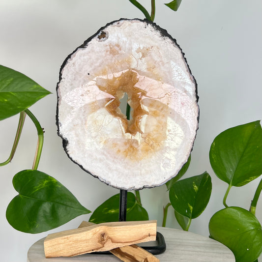 Citrine // Ring // Metal Base
