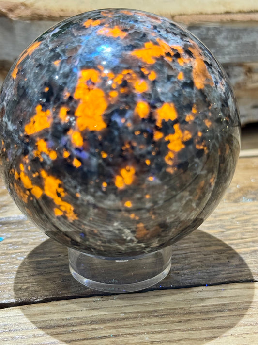 Yooperlite // Sphere