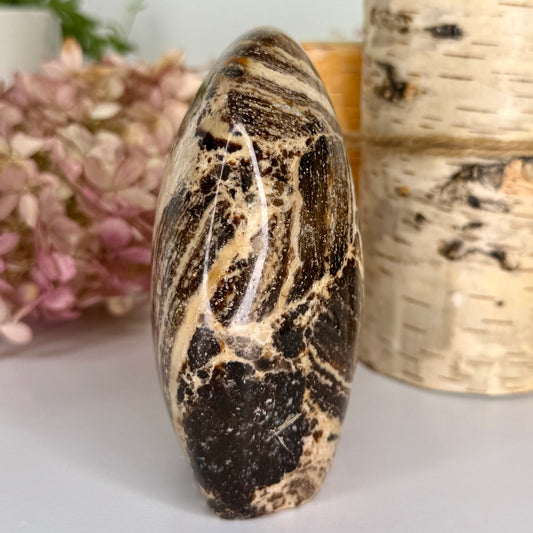 Calcite // Chocolate // Free Form