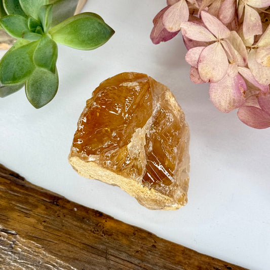 Calcite // Honey // Chunk
