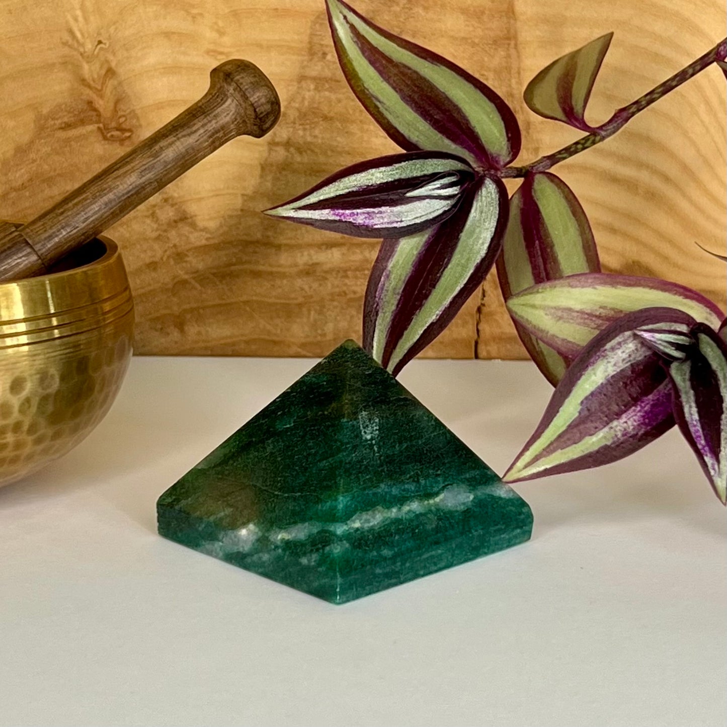 Aventurine // Green // Pyramid
