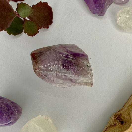 Red Cap // Amethyst // Polished // Points