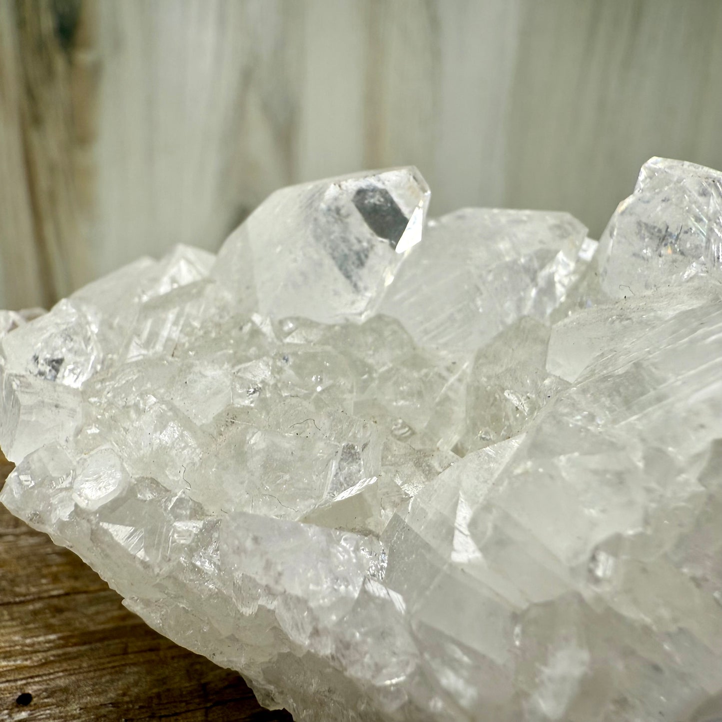 Apophyllite // Cluster