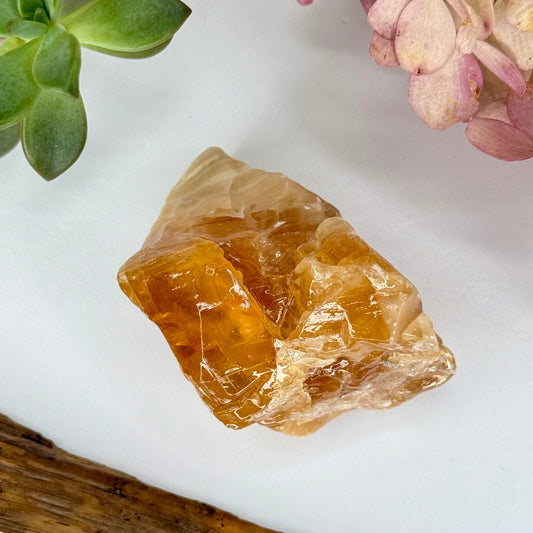 Calcite // Honey // Chunk