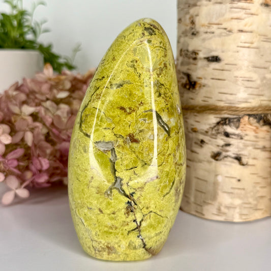 Opal // Green // Free Form