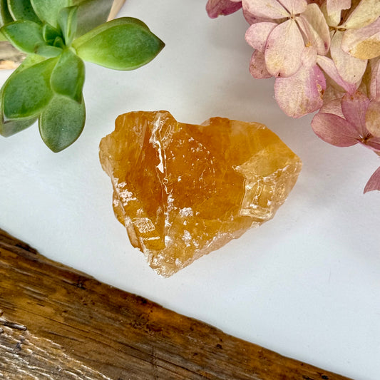 Calcite // Honey // Chunk