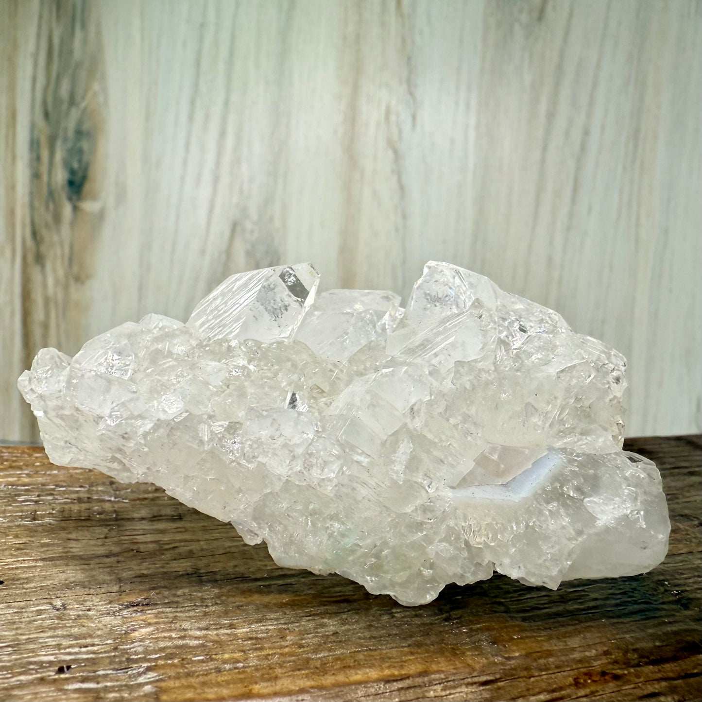 Apophyllite // Cluster