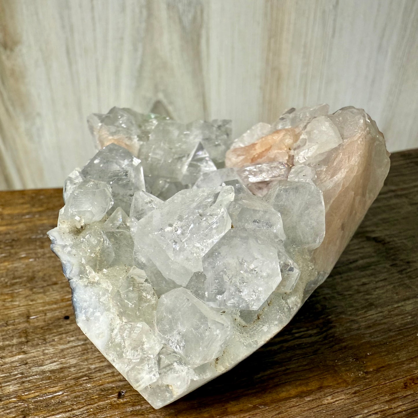 Apophyllite // Cluster