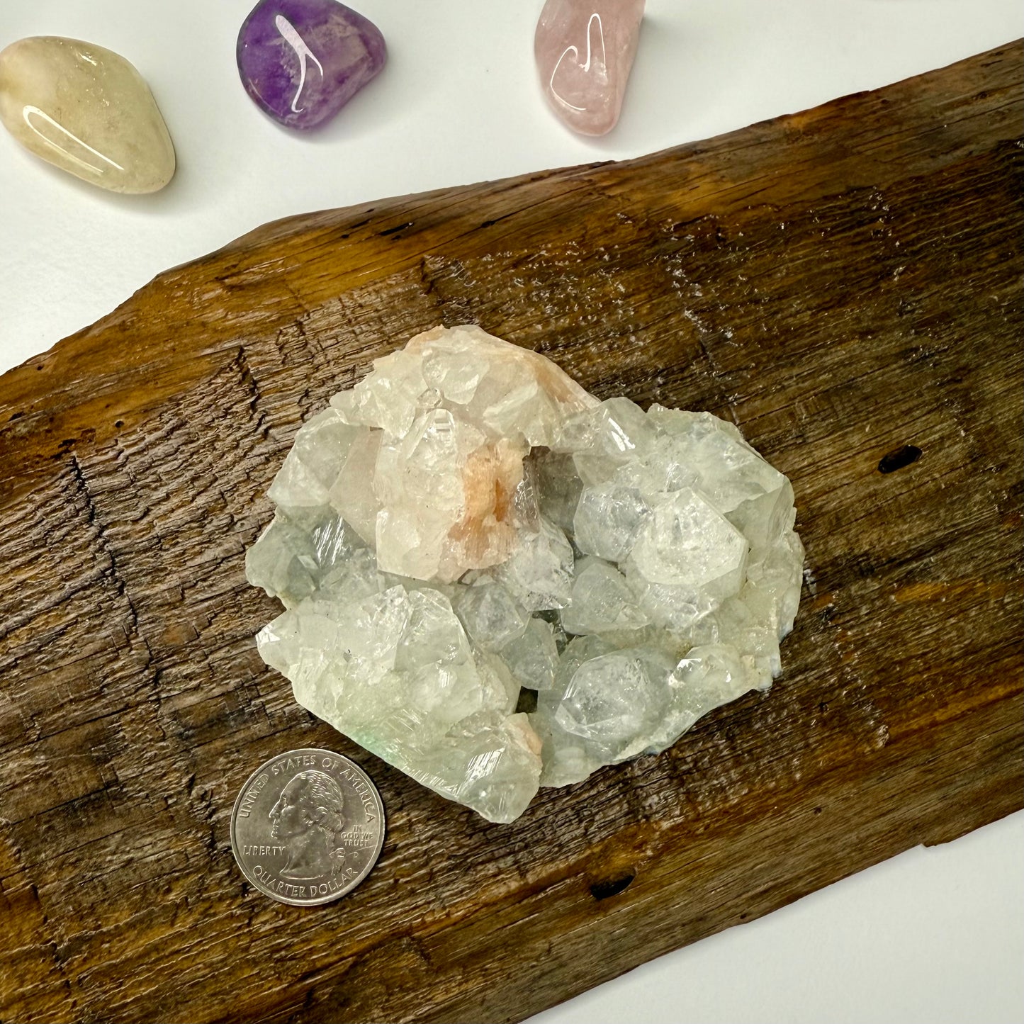 Apophyllite // Cluster