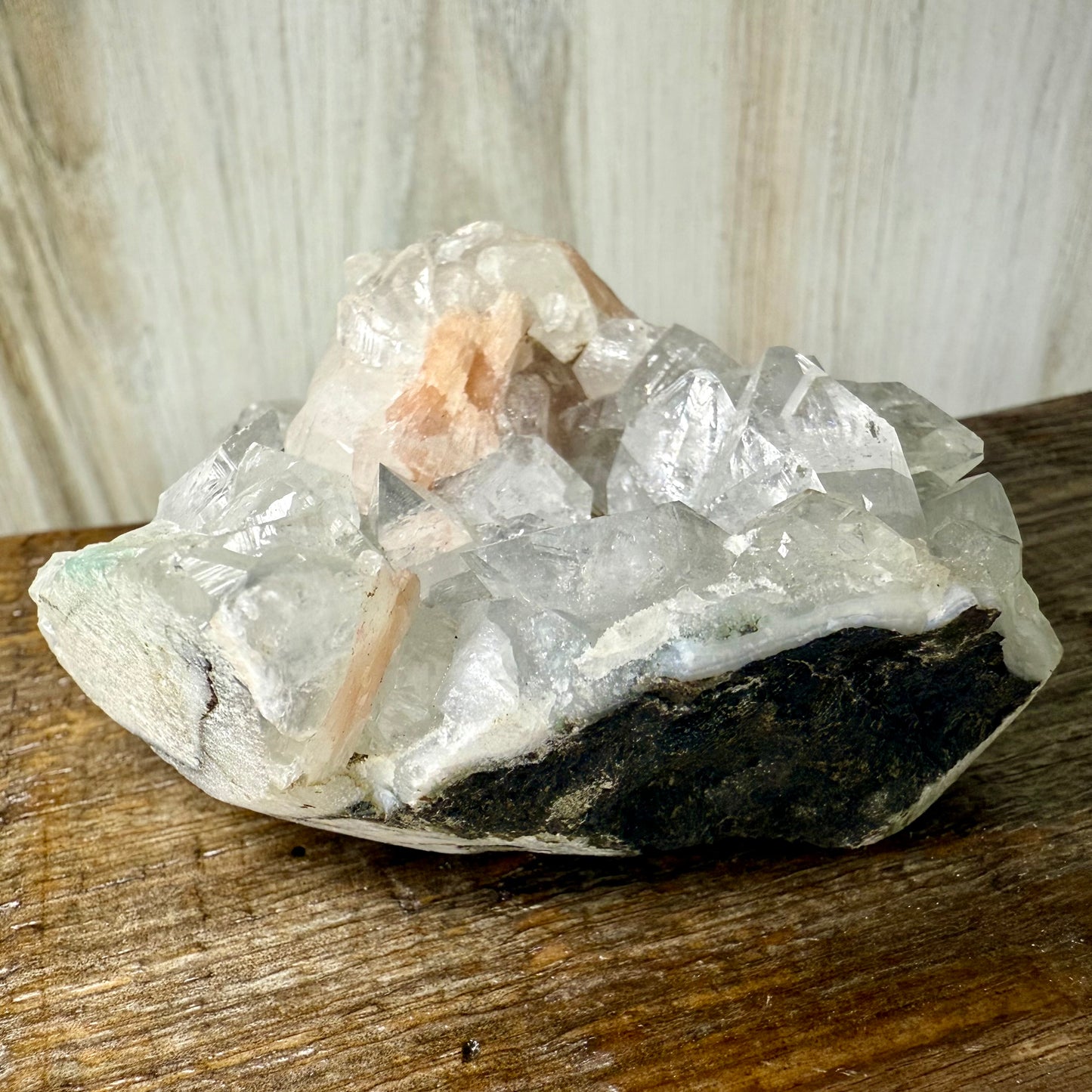 Apophyllite // Cluster