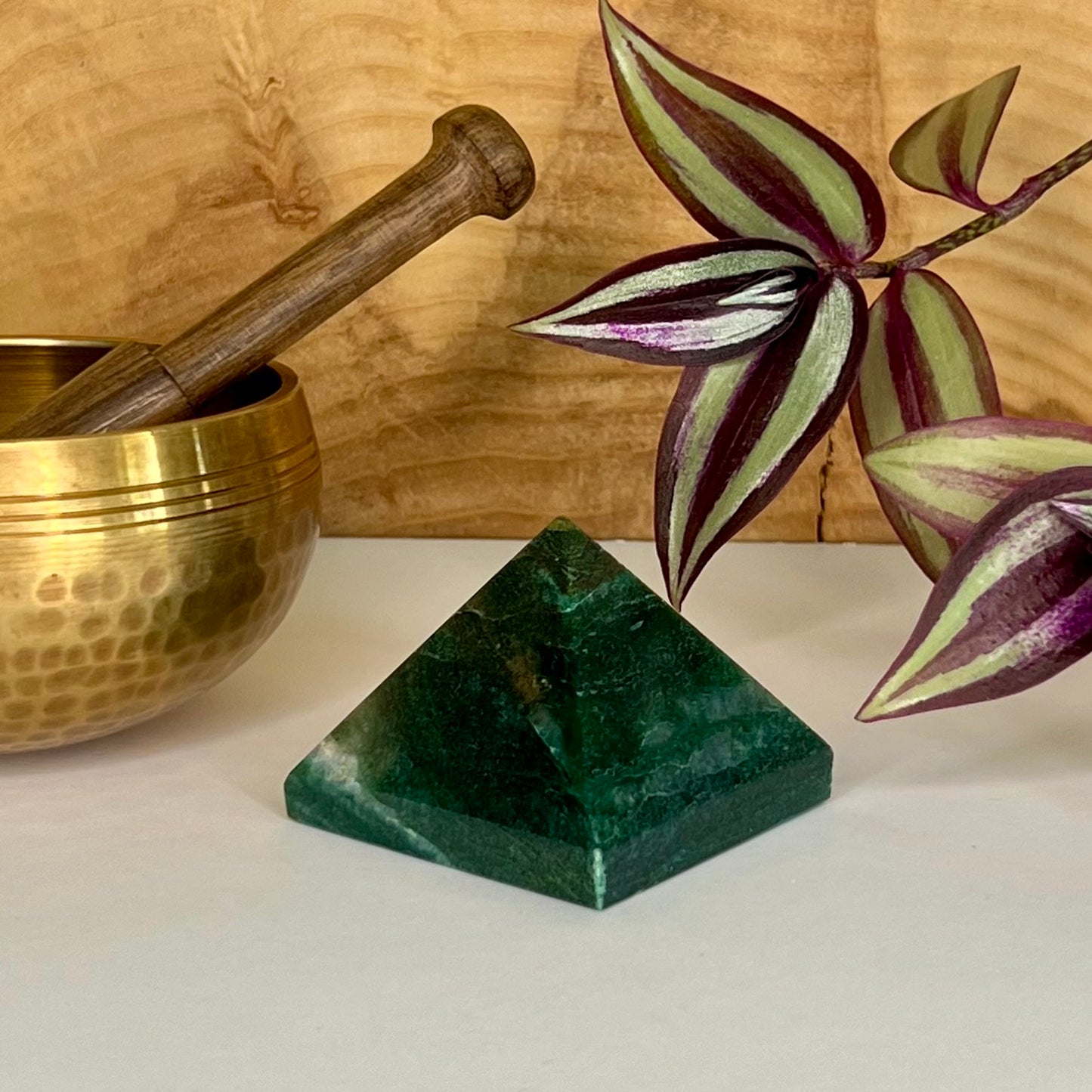 Aventurine // Green // Pyramid