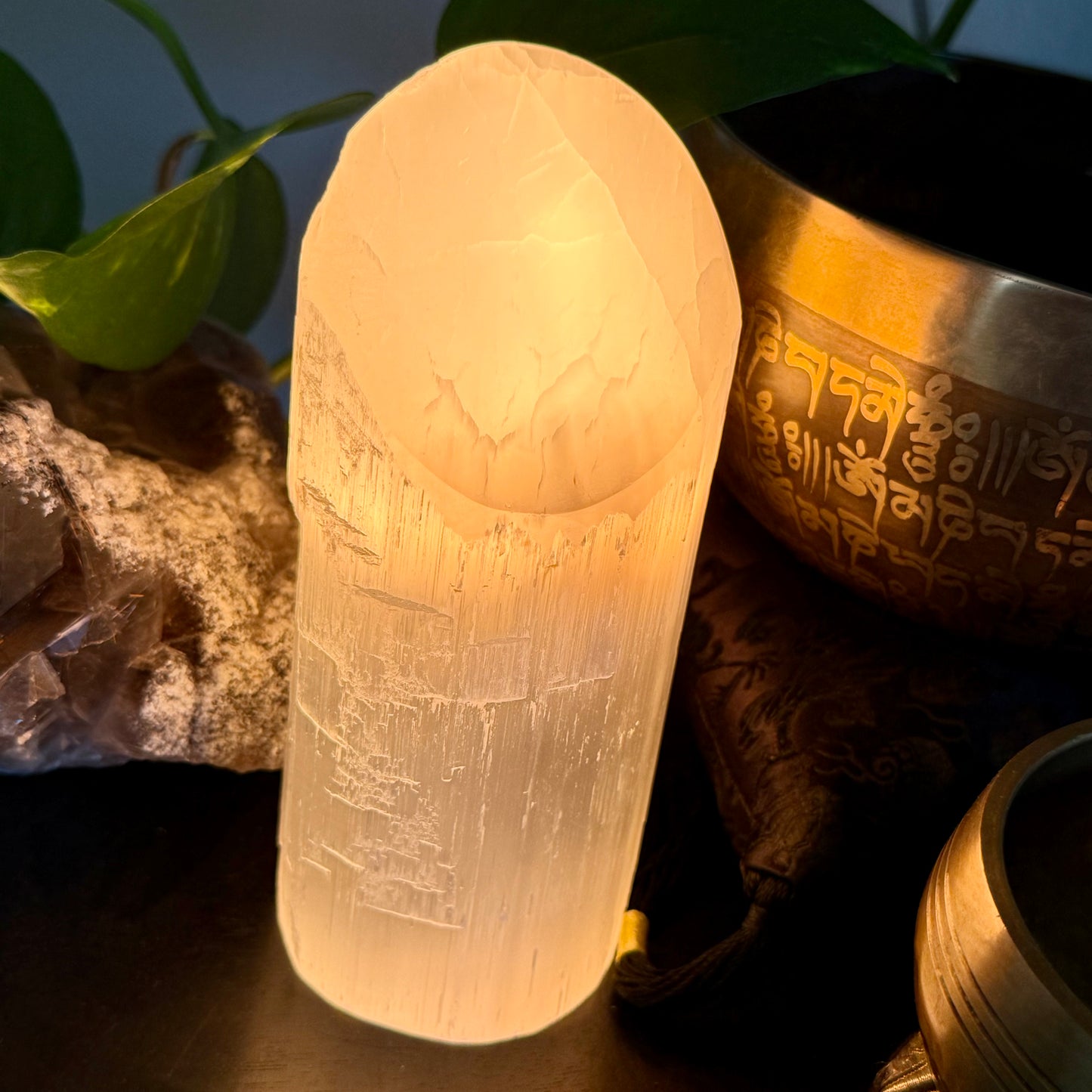 Selenite // Cylinder // Lamp