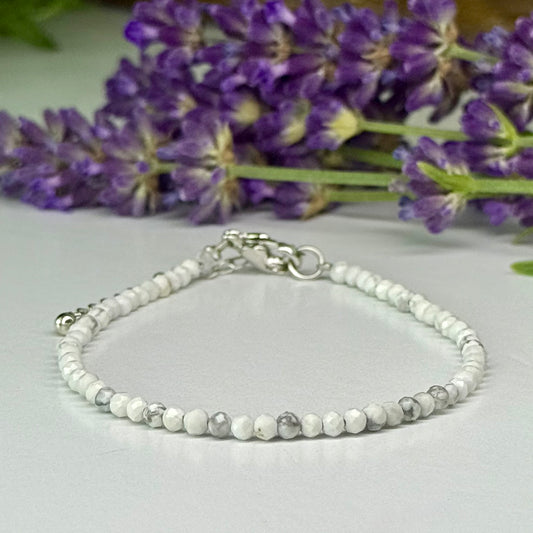 Howlite // 3mm // Adjustable // Bracelet