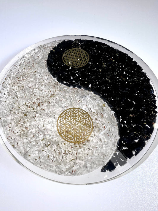 Orgonite // Yin Yang // Plate - SolRising The Rock Shop