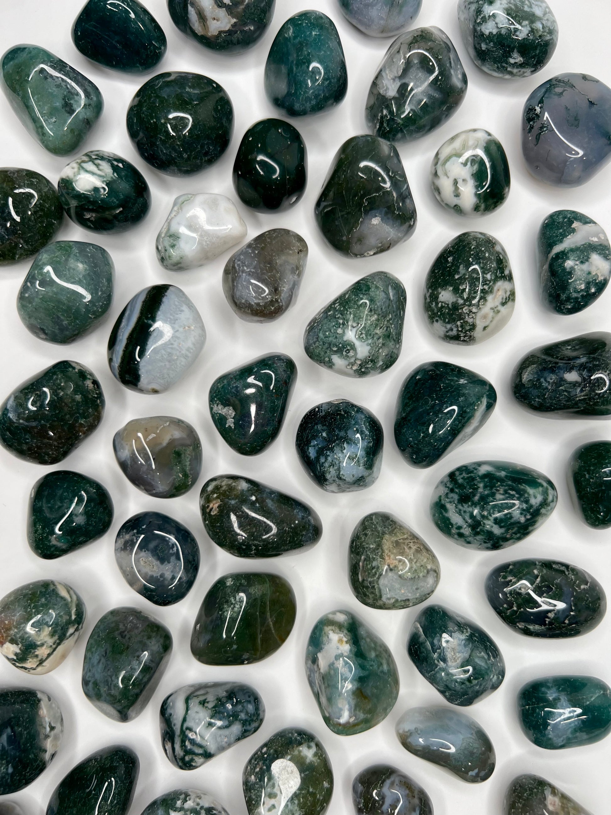 Agate // Moss // Tumbled - SolRising The Rock Shop