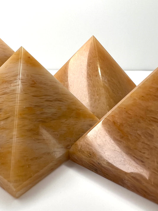 Aventurine // Yellow //Pyramid - SolRising The Rock Shop