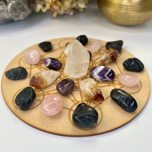 Unlocking the Magic of Crystal Grids // What They Are and How They Benefit You