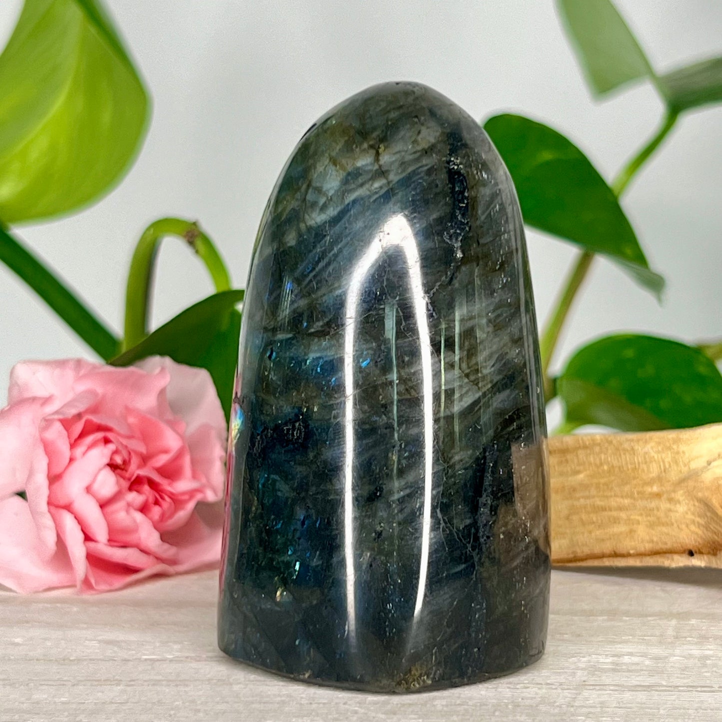 Labradorite // Free Form