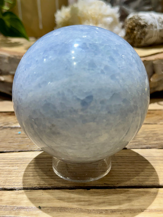 Celestite // Sphere