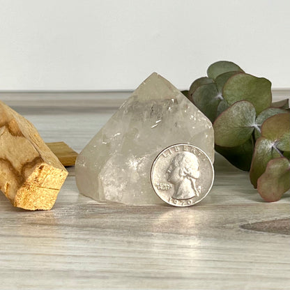 Quartz // Clear // Natural // Point