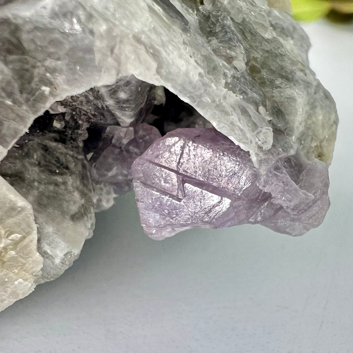 Spinel // Purple // Mineral // Specimen