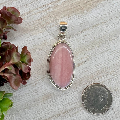 Opal // Pink // Pendant