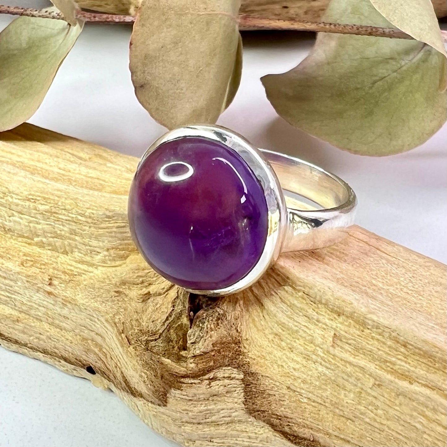 Amethyst // Size 7 // Ring