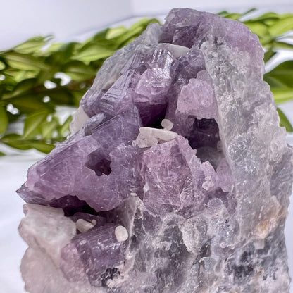 Spinel // Purple // Mineral // Specimen