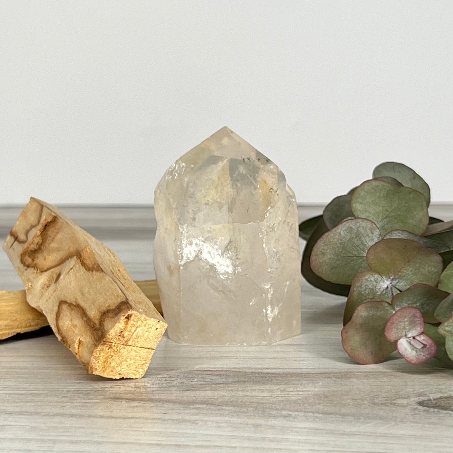 Quartz // Clear // Natural // Point