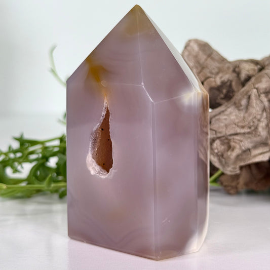 Agate // Tower w/ Druzy