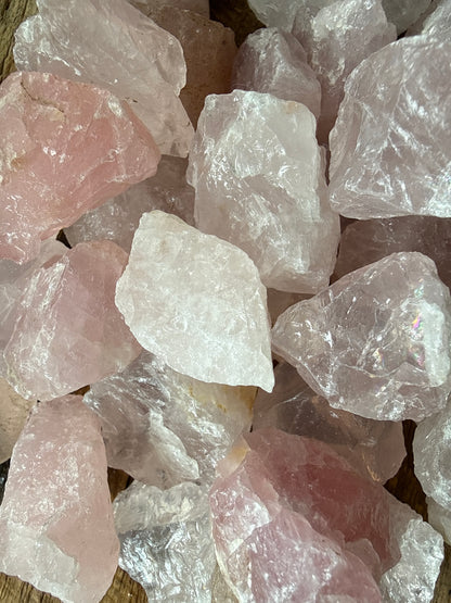 Rose Quartz // Rough // Festival