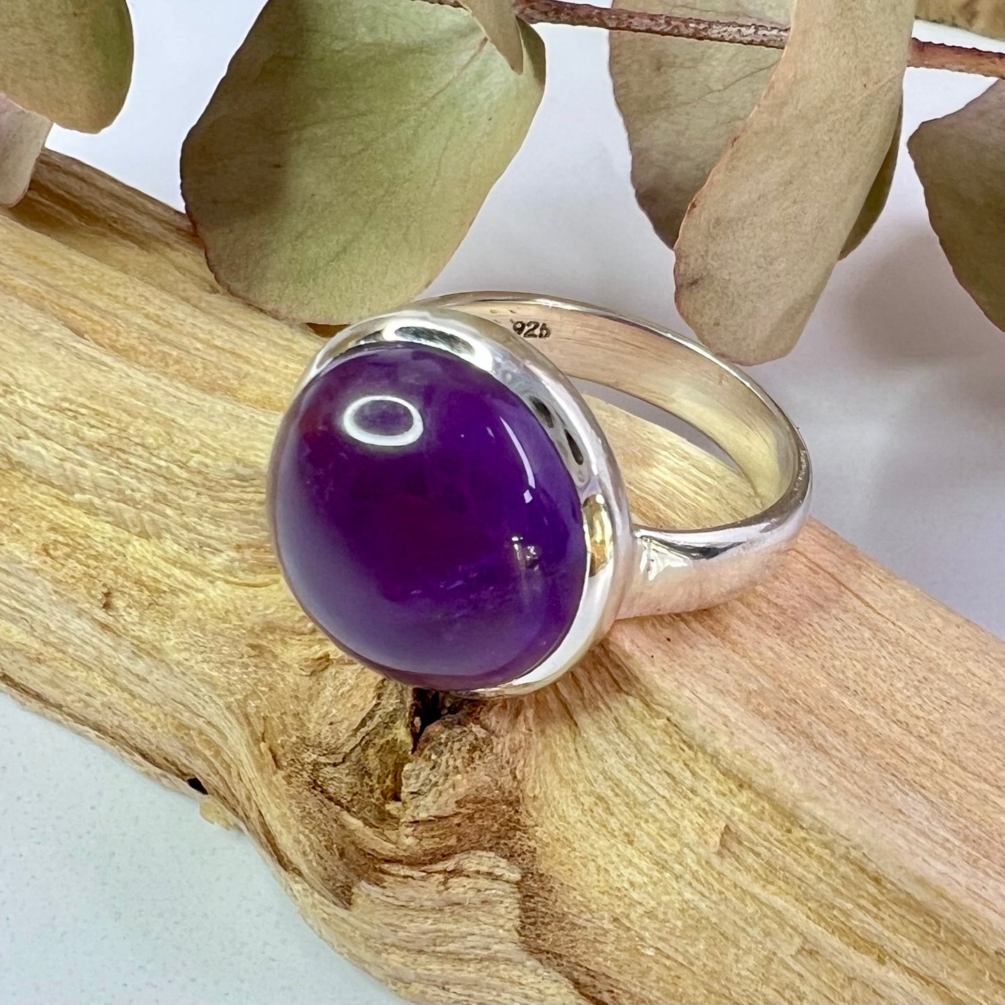 Amethyst // Size 7 // Ring