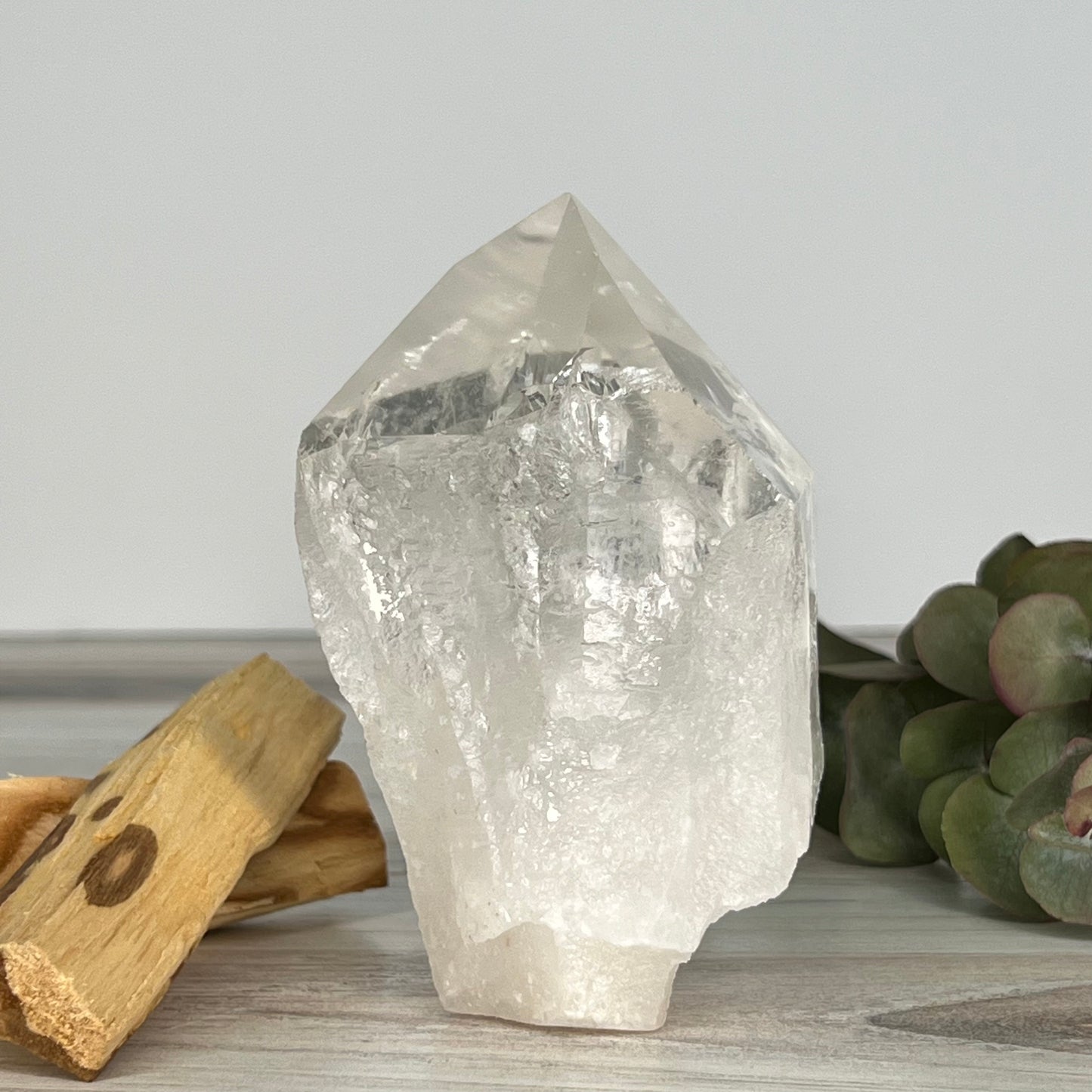 Quartz // Clear // Natural // Point