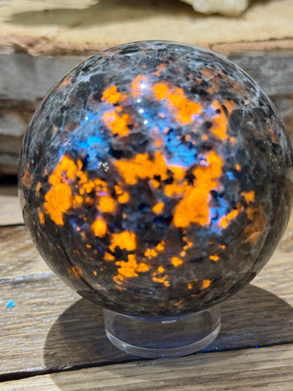 Yooperlite // Sphere