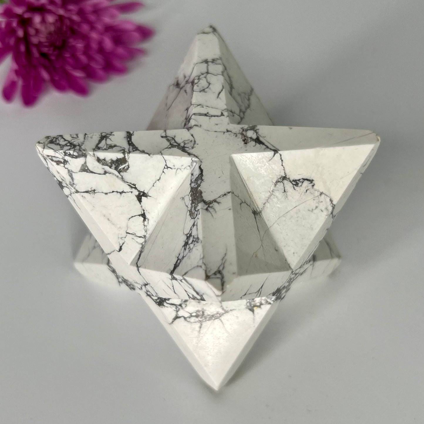 Howlite // Merkaba // Star // Shape