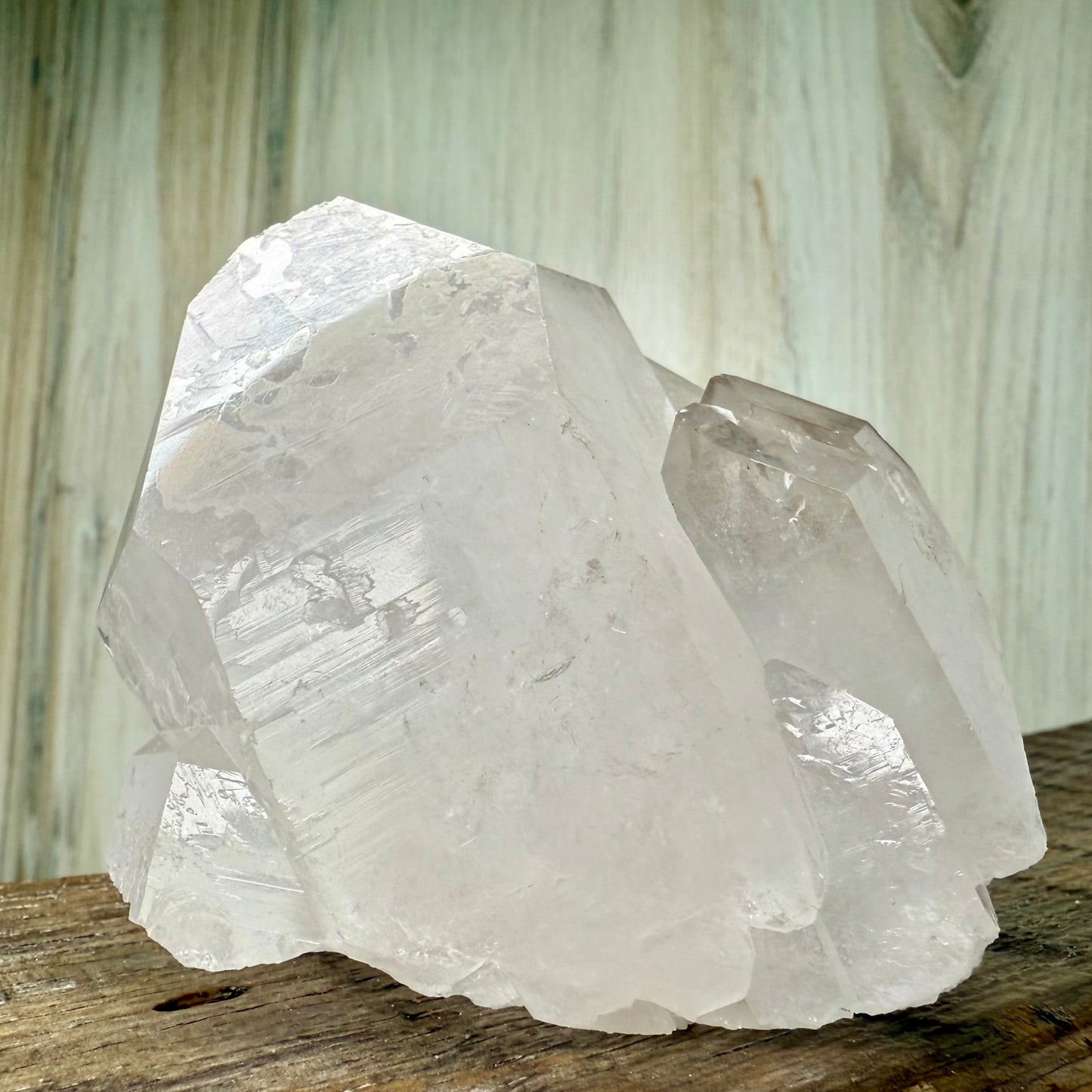 Quartz // Clear // Natural // Point