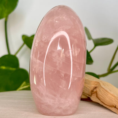 Rose Quartz // Free Form