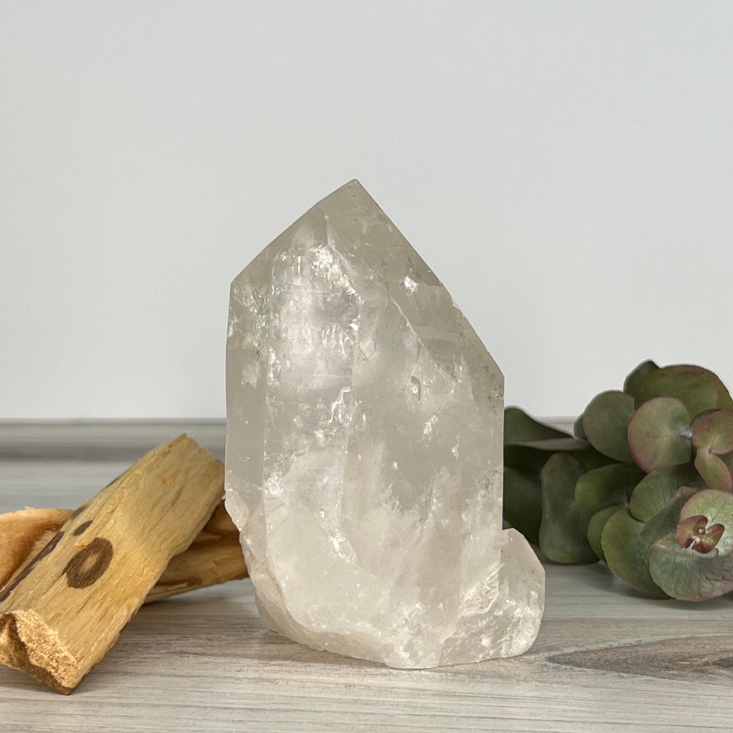 Quartz // Clear // Natural // Point