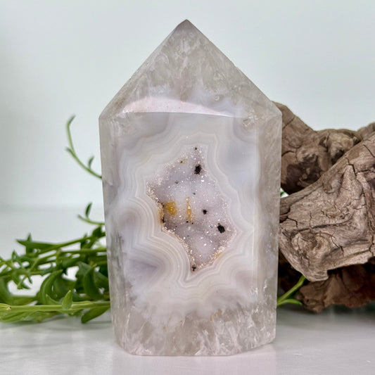 Agate // Tower w/ Druzy