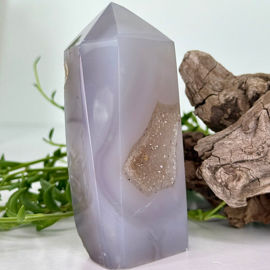 Agate // Tower w/ Druzy