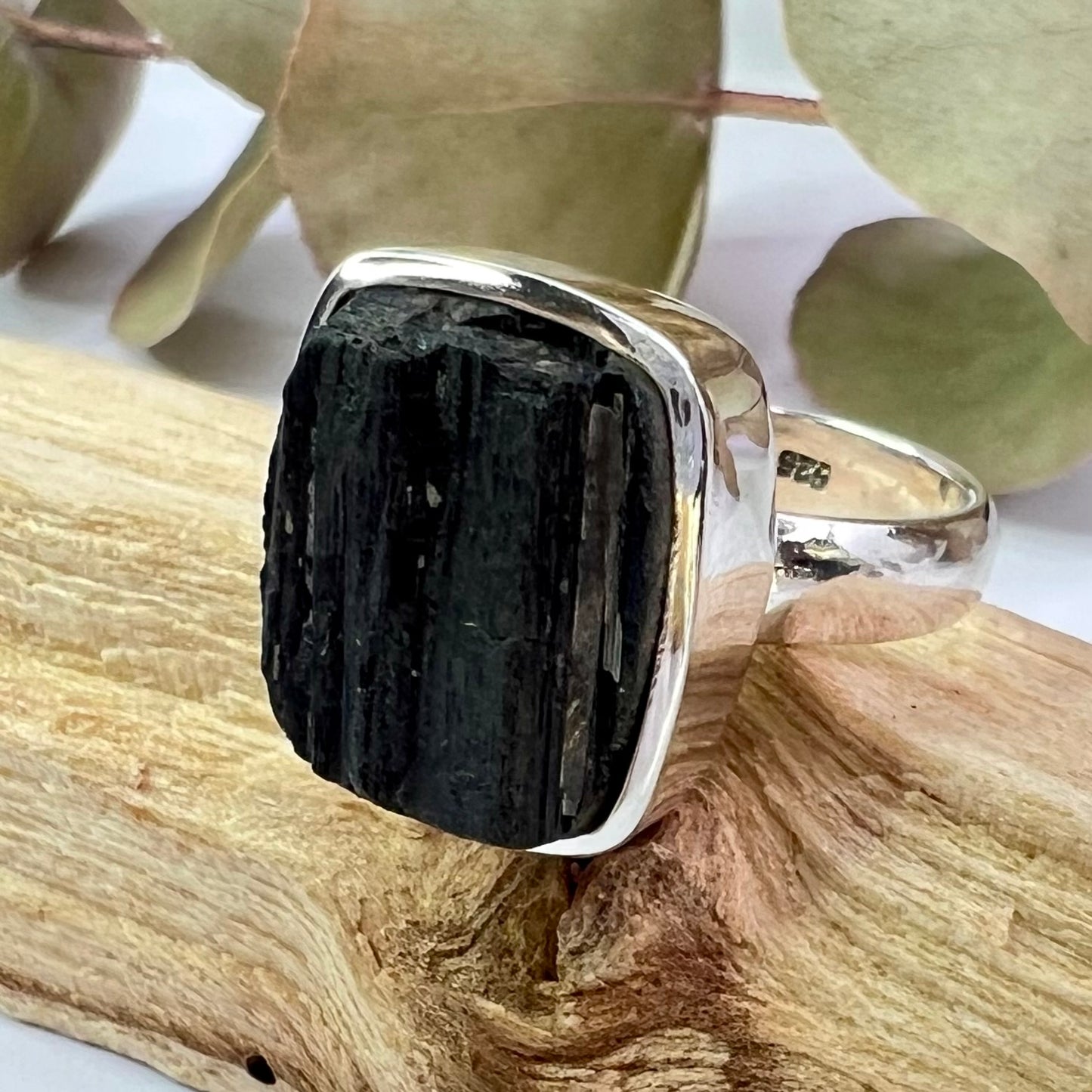 Tourmaline // Black // Size 6 // Ring