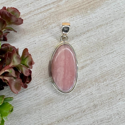 Opal // Pink // Pendant