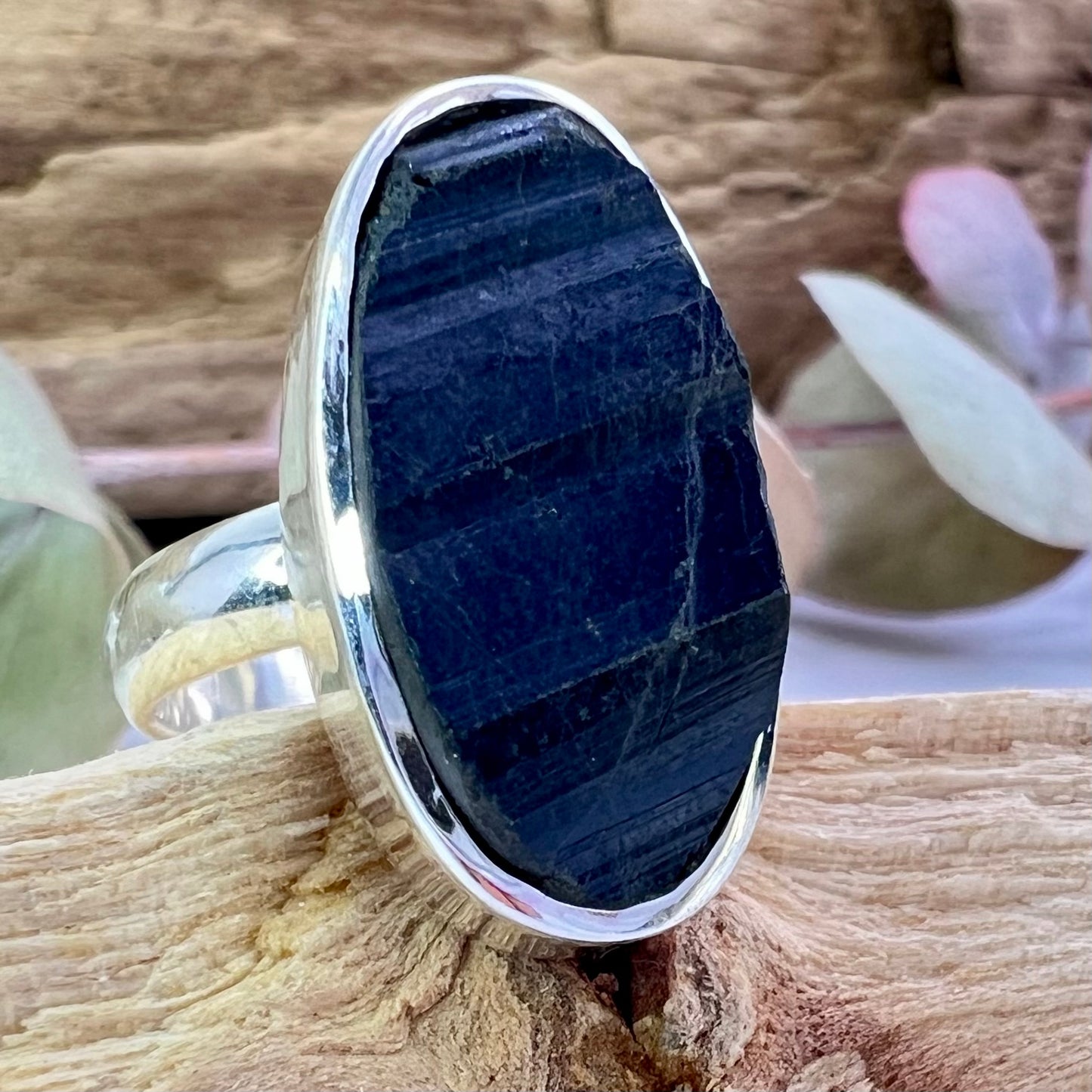 Tourmaline // Black // Size 6 // Ring