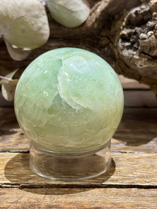 Burmese Jade // Green // Sphere