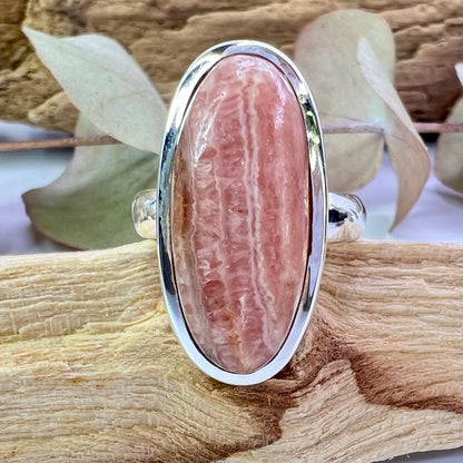 Rhodocrosite // Size 8 // Ring