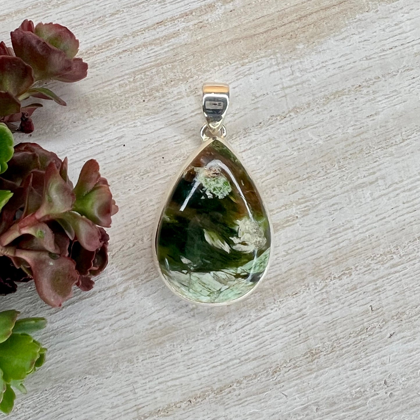 Chalcedony // Chrome // Pendant